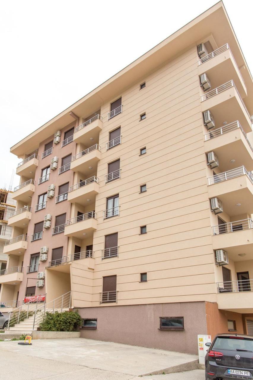 Becici - Andrea Apartman ภายนอก รูปภาพ